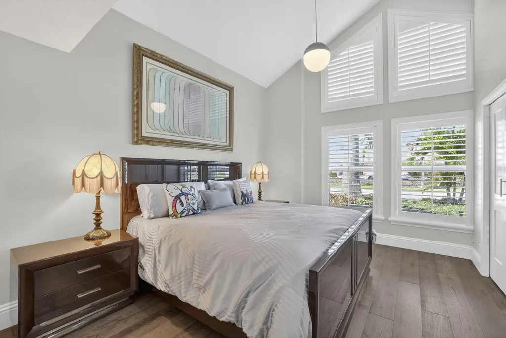 2920 NE 47th Street Lighthouse Point FL 33064