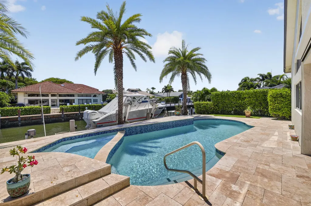 2920 NE 47th Street Lighthouse Point FL 33064