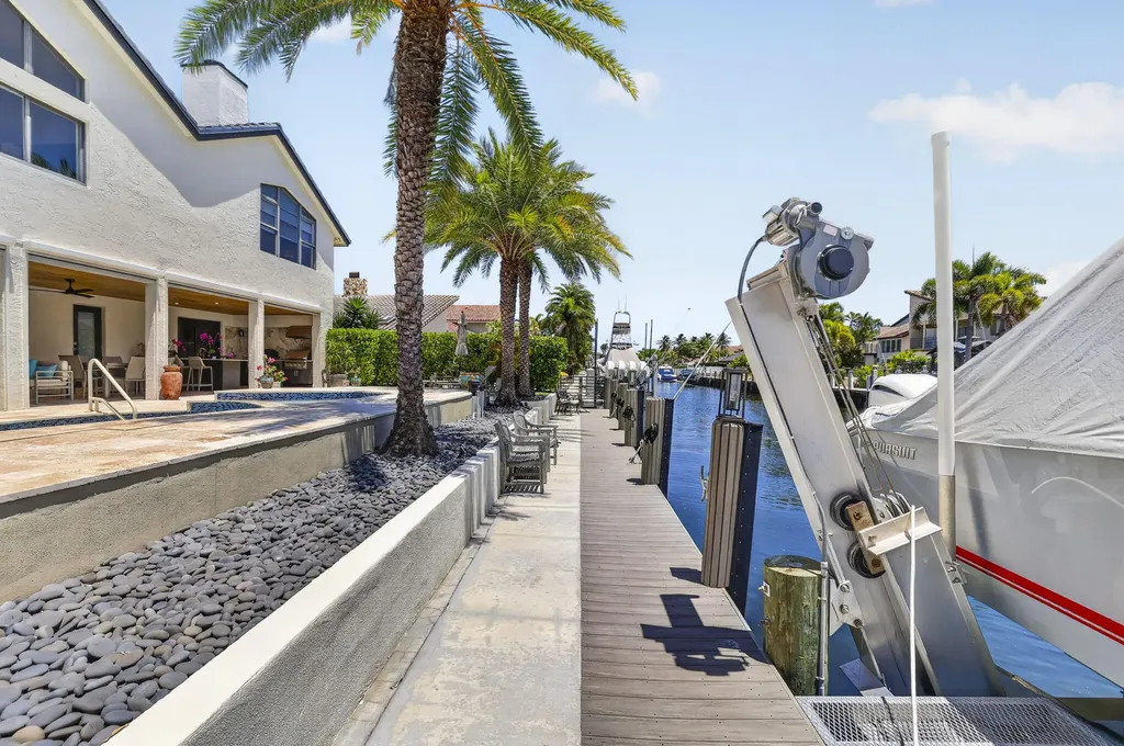 2920 NE 47th Street Lighthouse Point FL 33064