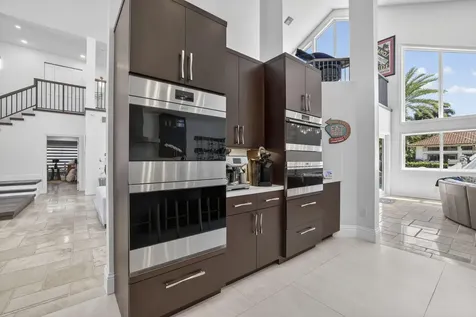 2920 NE 47th Street Lighthouse Point FL 33064