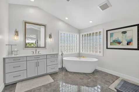 2920 NE 47th Street Lighthouse Point FL 33064