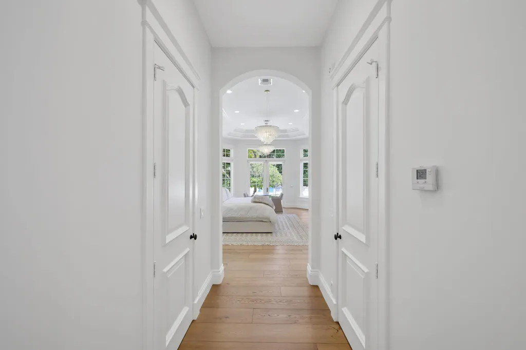 1019 Grand Court Highland Beach FL 33487