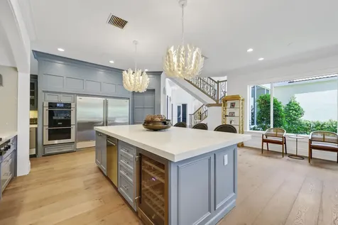 1019 Grand Court Highland Beach FL 33487