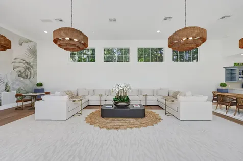 1019 Grand Court Highland Beach FL 33487