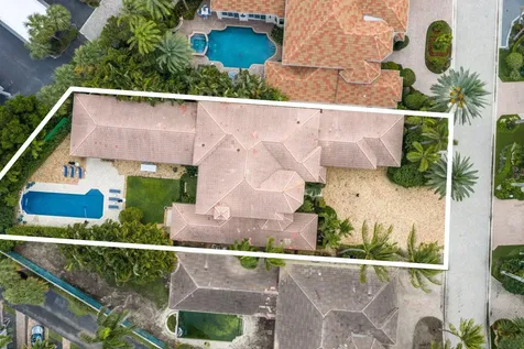 1019 Grand Court Highland Beach FL 33487