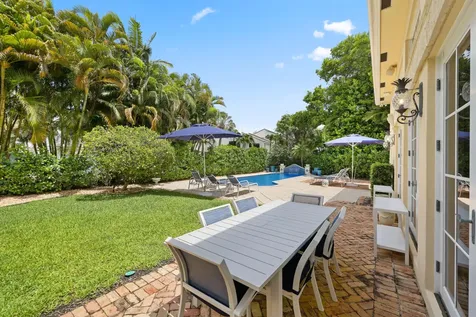 1019 Grand Court Highland Beach FL 33487