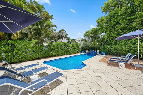 1019 Grand Court Highland Beach FL 33487