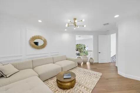 1019 Grand Court Highland Beach FL 33487