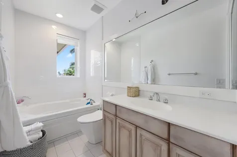 1019 Grand Court Highland Beach FL 33487