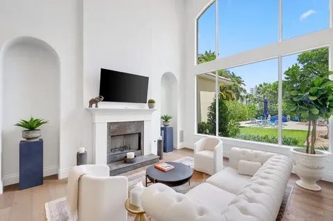 1019 Grand Court Highland Beach FL 33487