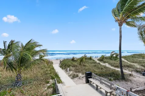 1019 Grand Court Highland Beach FL 33487