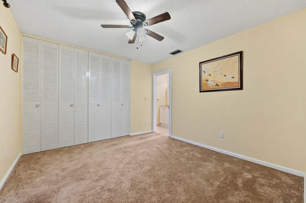 5725 Fernley Drive E West Palm Beach FL 33415