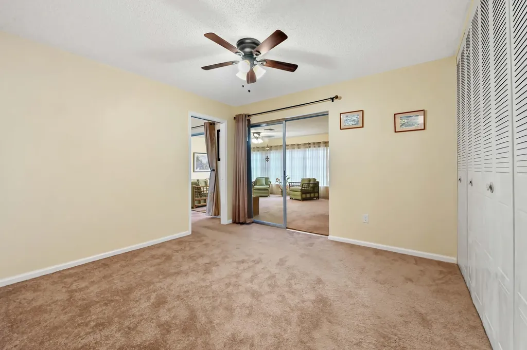 5725 Fernley Drive E West Palm Beach FL 33415