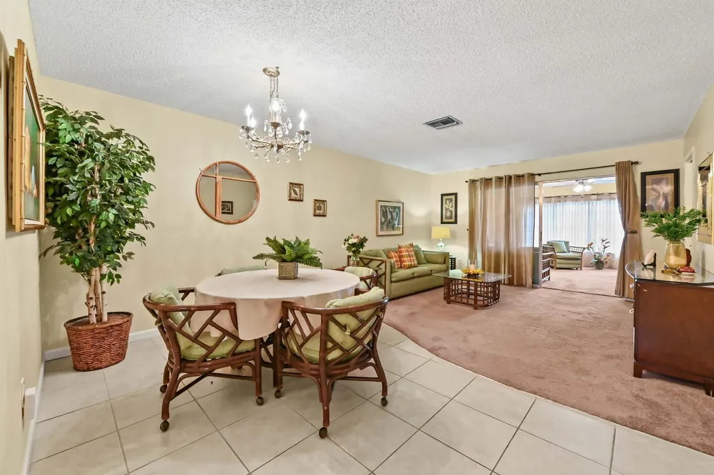 5725 Fernley Drive E West Palm Beach FL 33415