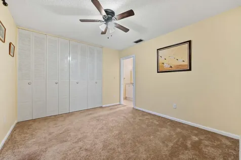 5725 Fernley Drive E West Palm Beach FL 33415