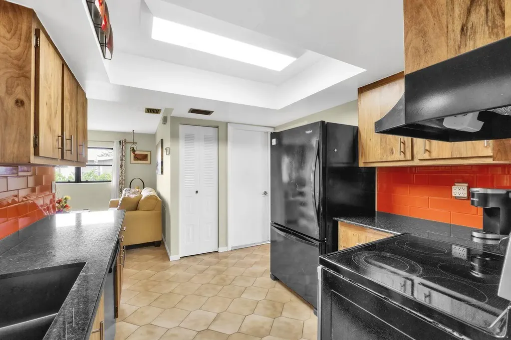 14765 Country Lane Delray Beach FL 33484