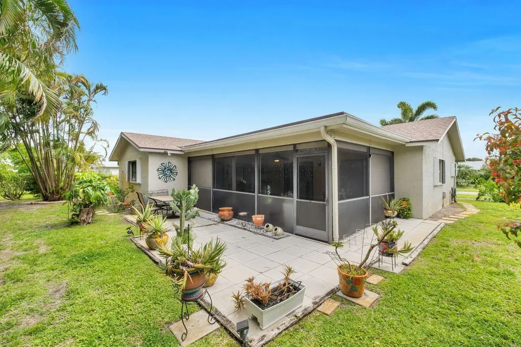 14765 Country Lane Delray Beach FL 33484