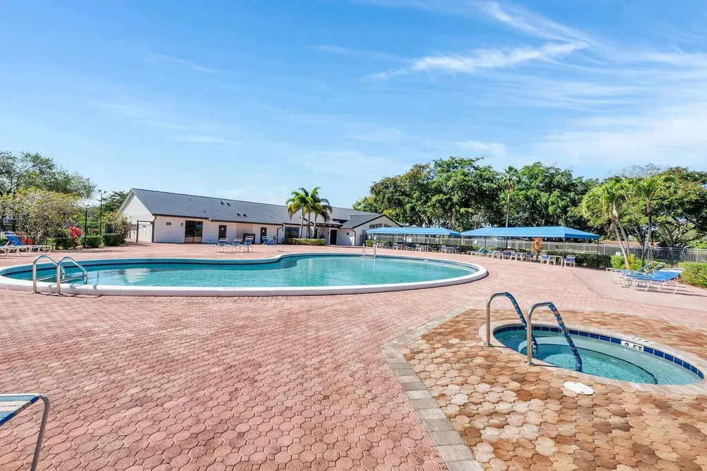 14765 Country Lane Delray Beach FL 33484