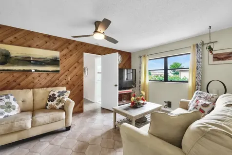 14765 Country Lane Delray Beach FL 33484