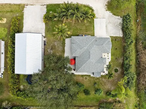 8015 97th Court Vero Beach FL 32967