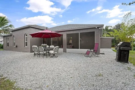 8015 97th Court Vero Beach FL 32967