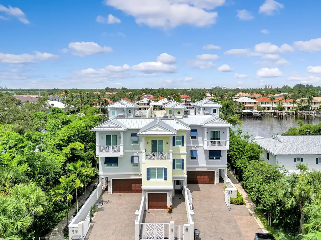 1045 Harbor Villas Drive North Palm Beach FL 33408