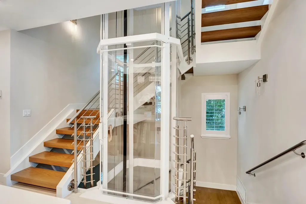 1045 Harbor Villas Drive North Palm Beach FL 33408