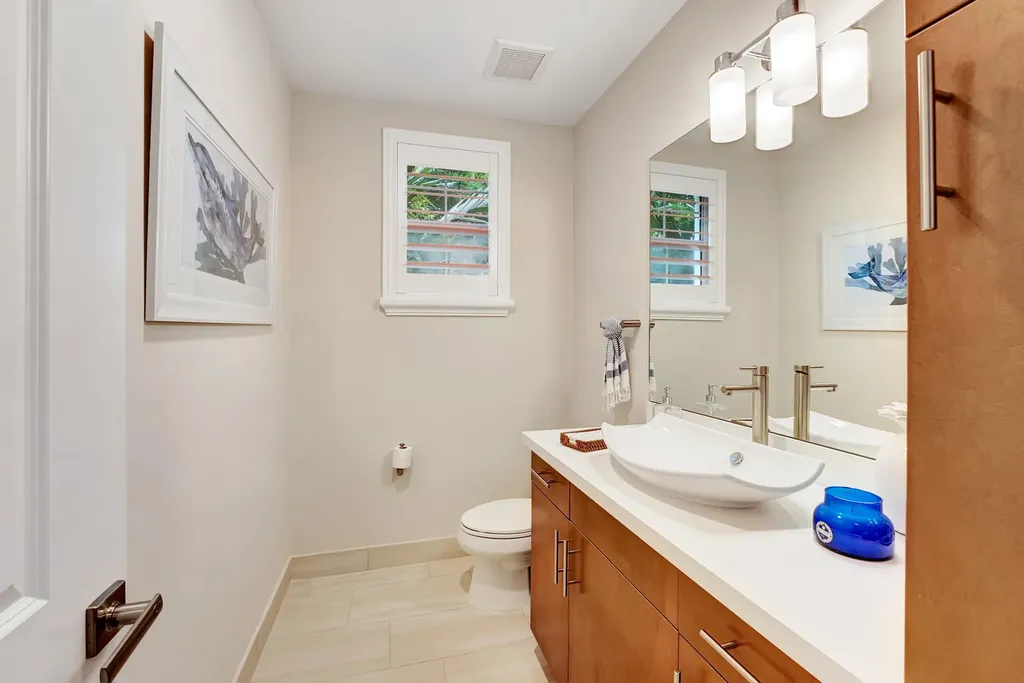 1045 Harbor Villas Drive North Palm Beach FL 33408