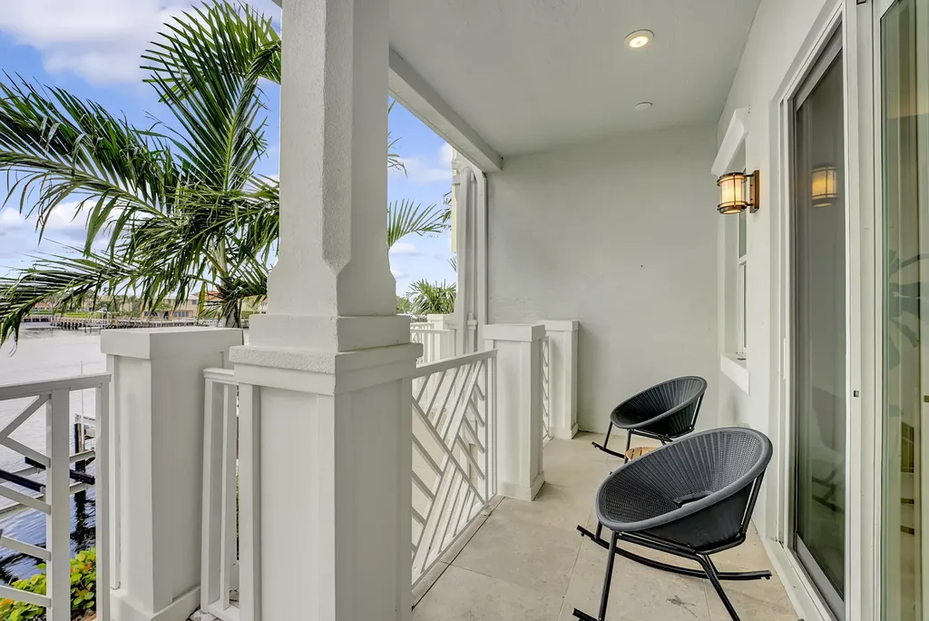 1045 Harbor Villas Drive North Palm Beach FL 33408