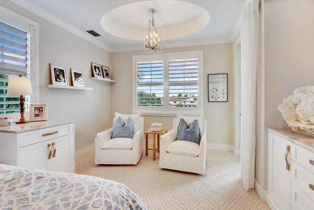 1045 Harbor Villas Drive North Palm Beach FL 33408