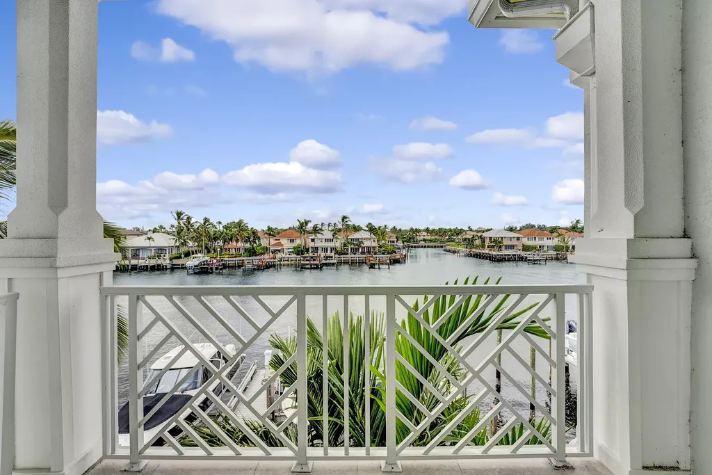 1045 Harbor Villas Drive North Palm Beach FL 33408