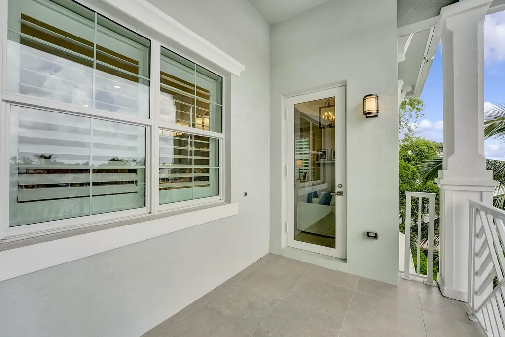 1045 Harbor Villas Drive North Palm Beach FL 33408