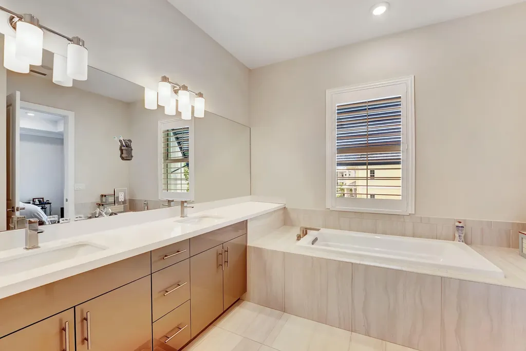 1045 Harbor Villas Drive North Palm Beach FL 33408