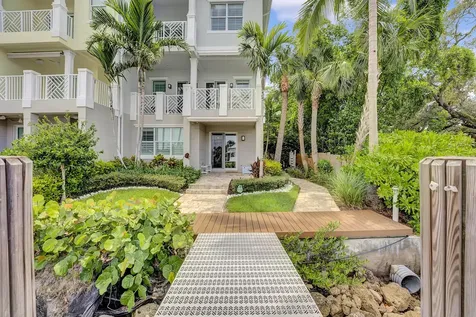 1045 Harbor Villas Drive North Palm Beach FL 33408