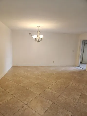 702 Sunny Pine Way Greenacres FL 33415