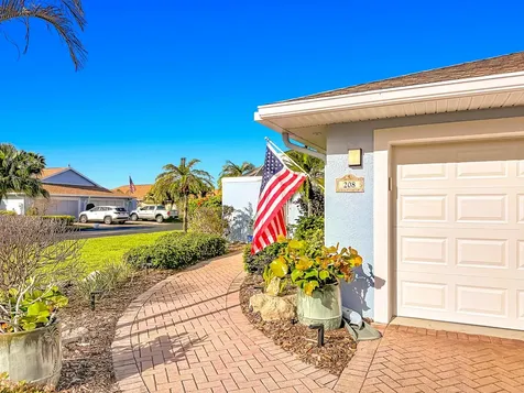 208 River Walk Fort Pierce FL 34949