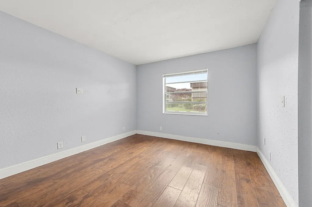 339 Normandy Delray Beach FL 33484