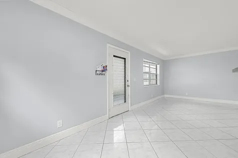 339 Normandy Delray Beach FL 33484