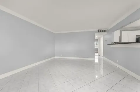 339 Normandy Delray Beach FL 33484
