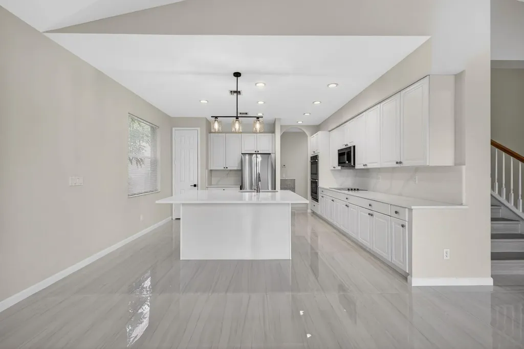 2237 SW Newport Isle Boulevard Port St Lucie FL 34953