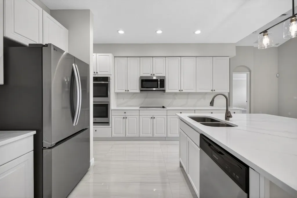 2237 SW Newport Isle Boulevard Port St Lucie FL 34953