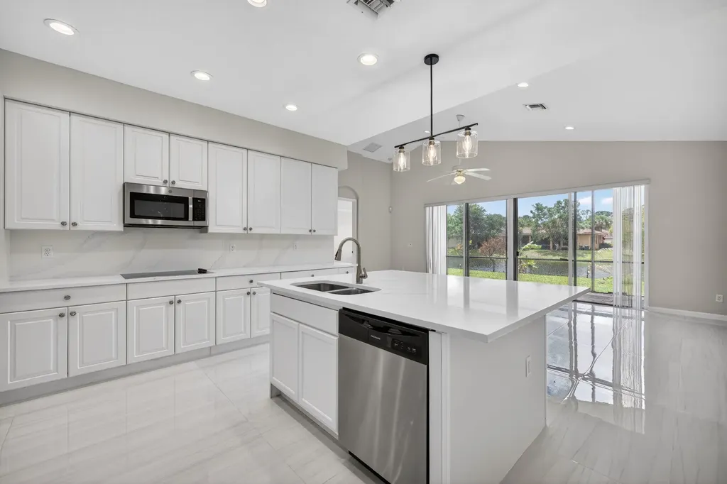 2237 SW Newport Isle Boulevard Port St Lucie FL 34953