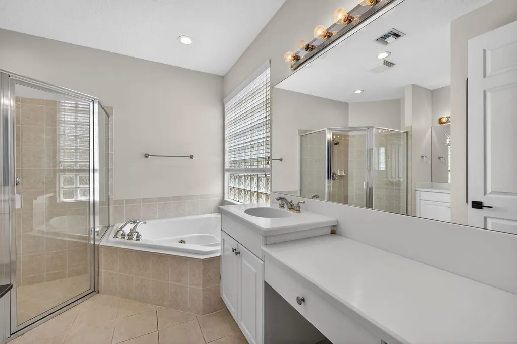 2237 SW Newport Isle Boulevard Port St Lucie FL 34953