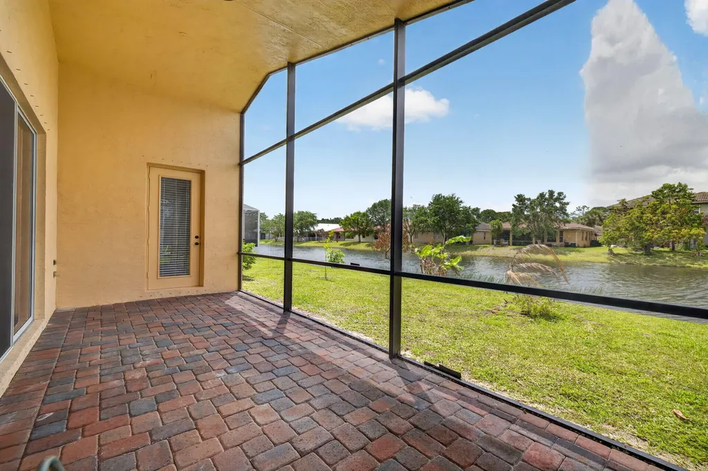 2237 SW Newport Isle Boulevard Port St Lucie FL 34953
