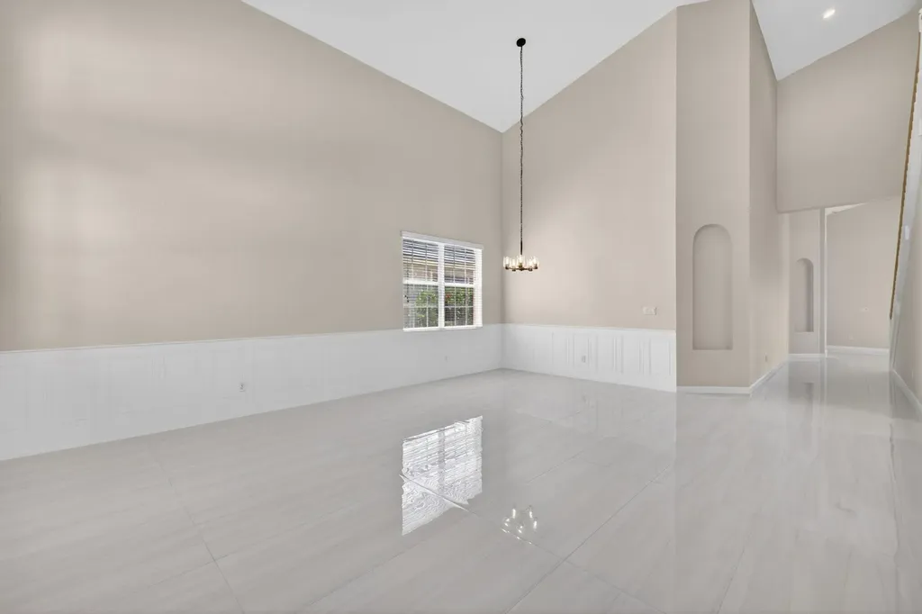2237 SW Newport Isle Boulevard Port St Lucie FL 34953