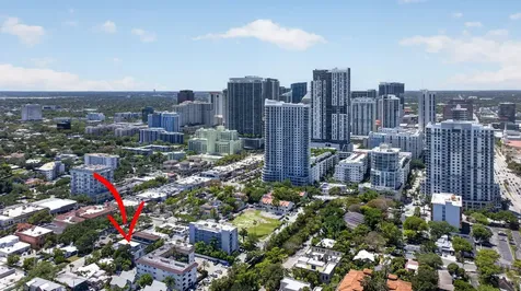 915 SE 2nd Court Fort Lauderdale FL 33301