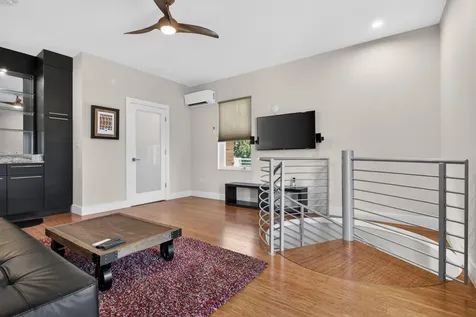 915 SE 2nd Court Fort Lauderdale FL 33301
