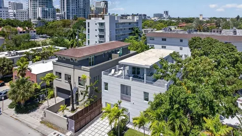 915 SE 2nd Court Fort Lauderdale FL 33301