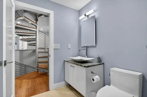 915 SE 2nd Court Fort Lauderdale FL 33301