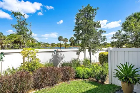 327 SE Halifax Lane Stuart FL 34994